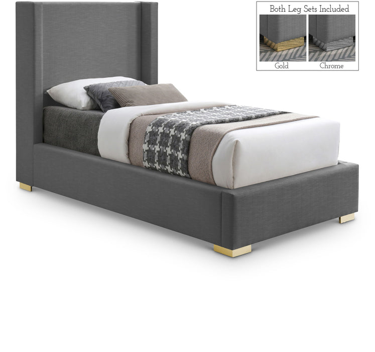 Royce - Bed