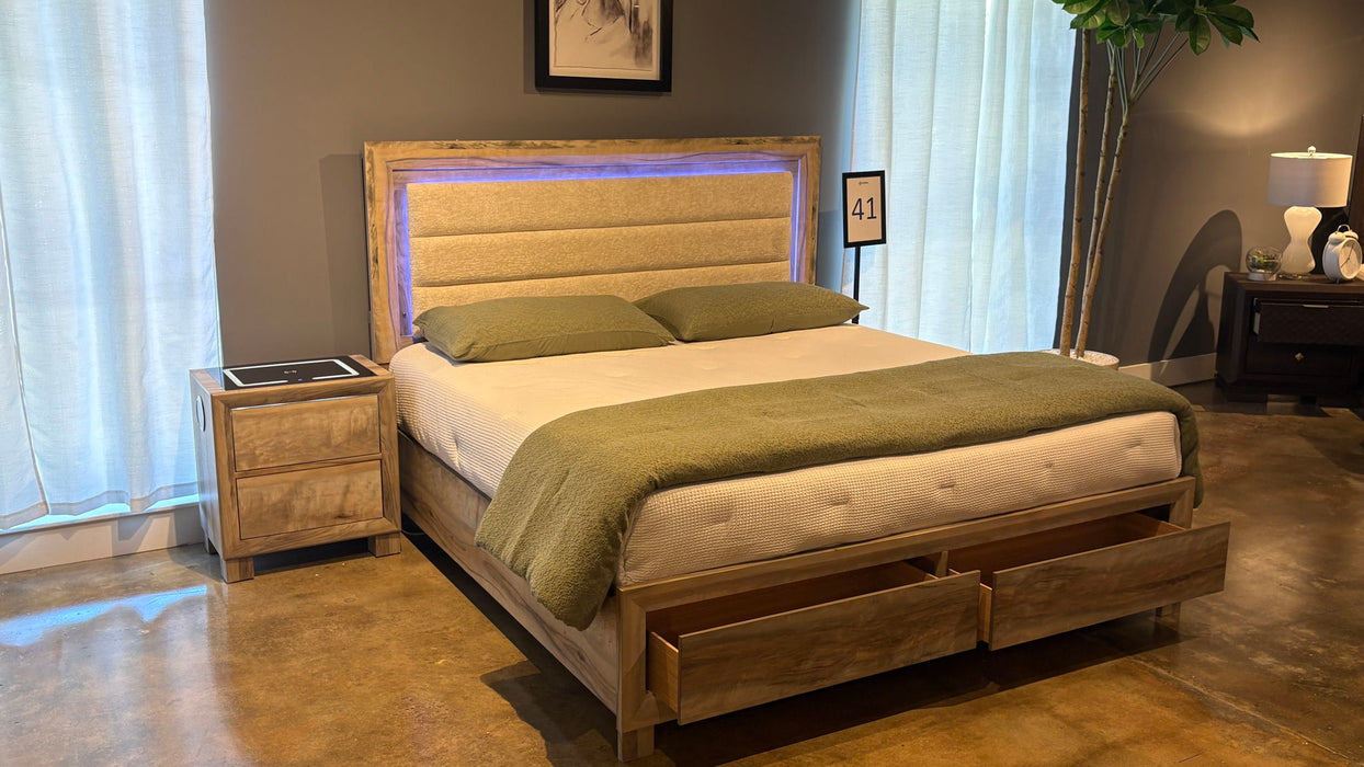 Callie - Queen Bed With Storage - Brown