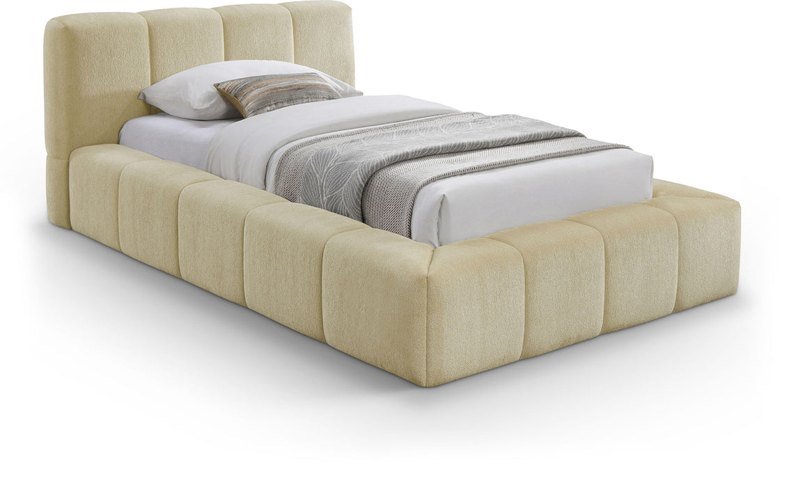 Carlin - Bed