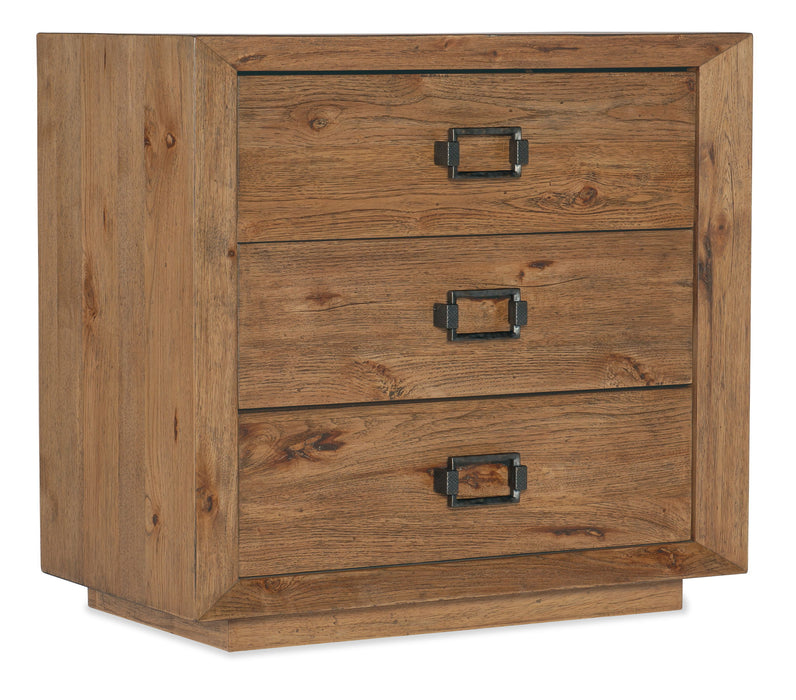 Big Sky - 30" 3-Drawer Nightstand - Light Brown