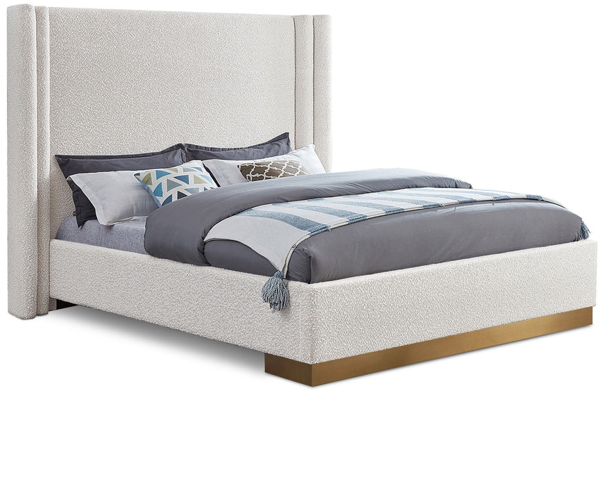 Halton - Bed