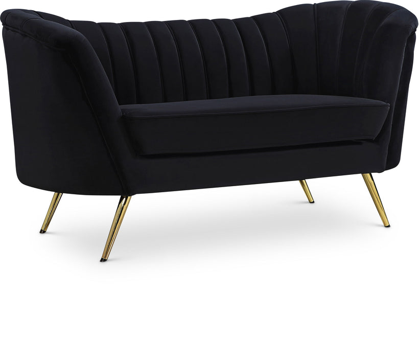 Margo - Loveseat