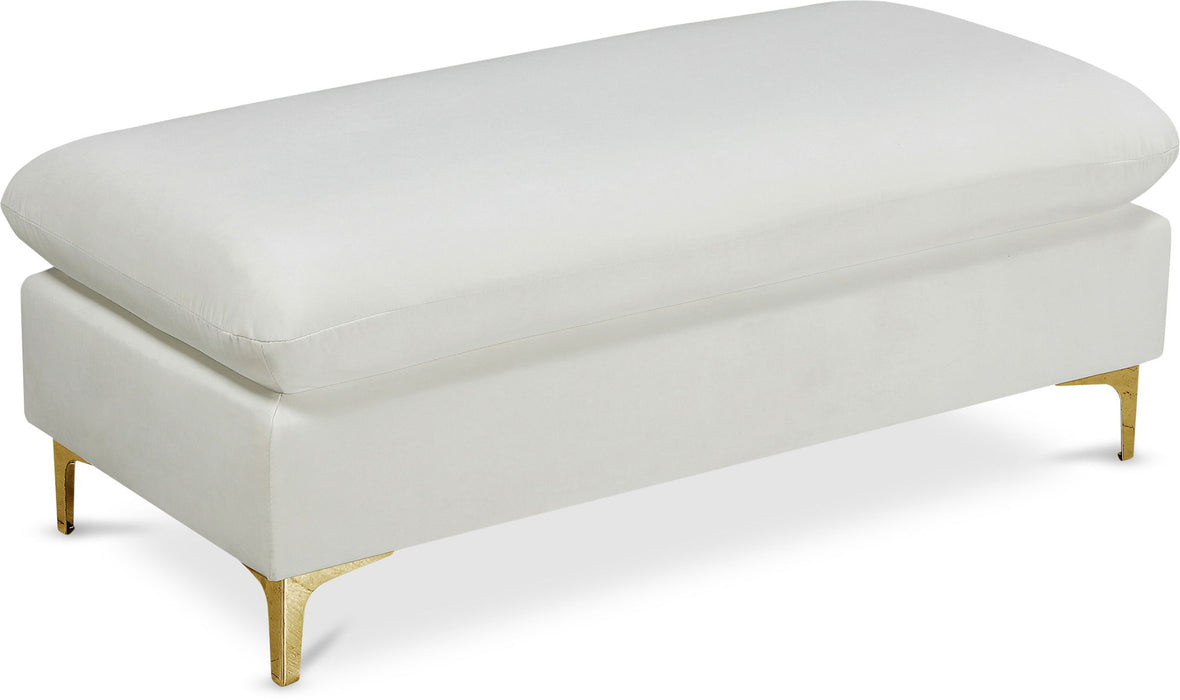 Naomi - Ottoman