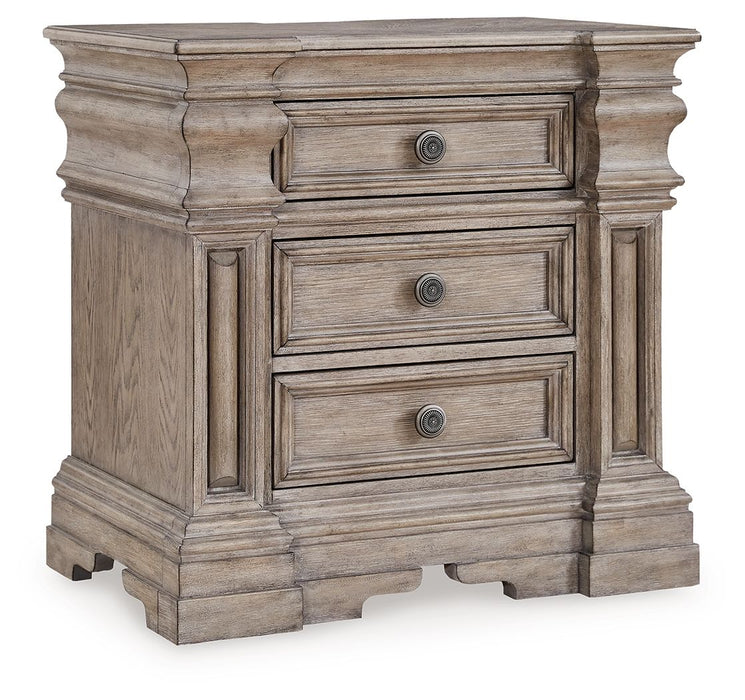 Blairhurst - Light Grayish Brown - Three Drawer Night Stand