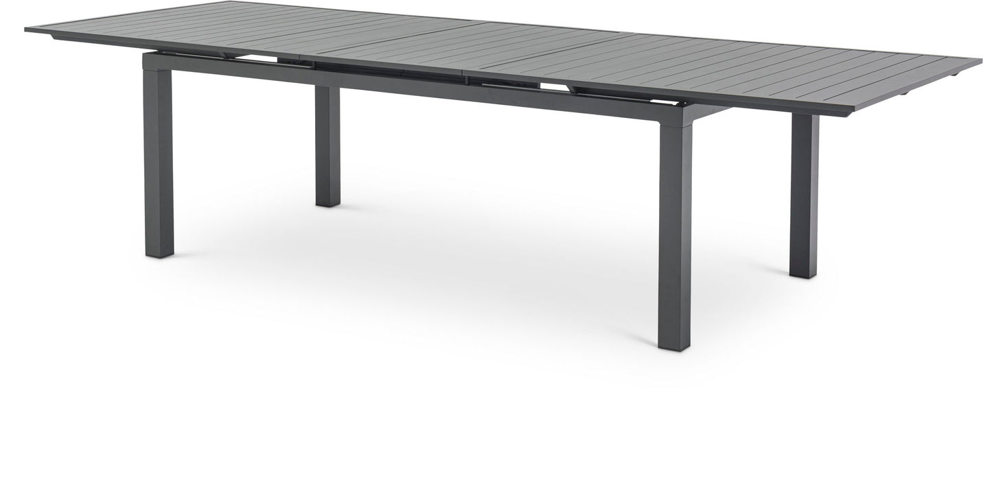 Maldives - Outdoor Patio Dining Table
